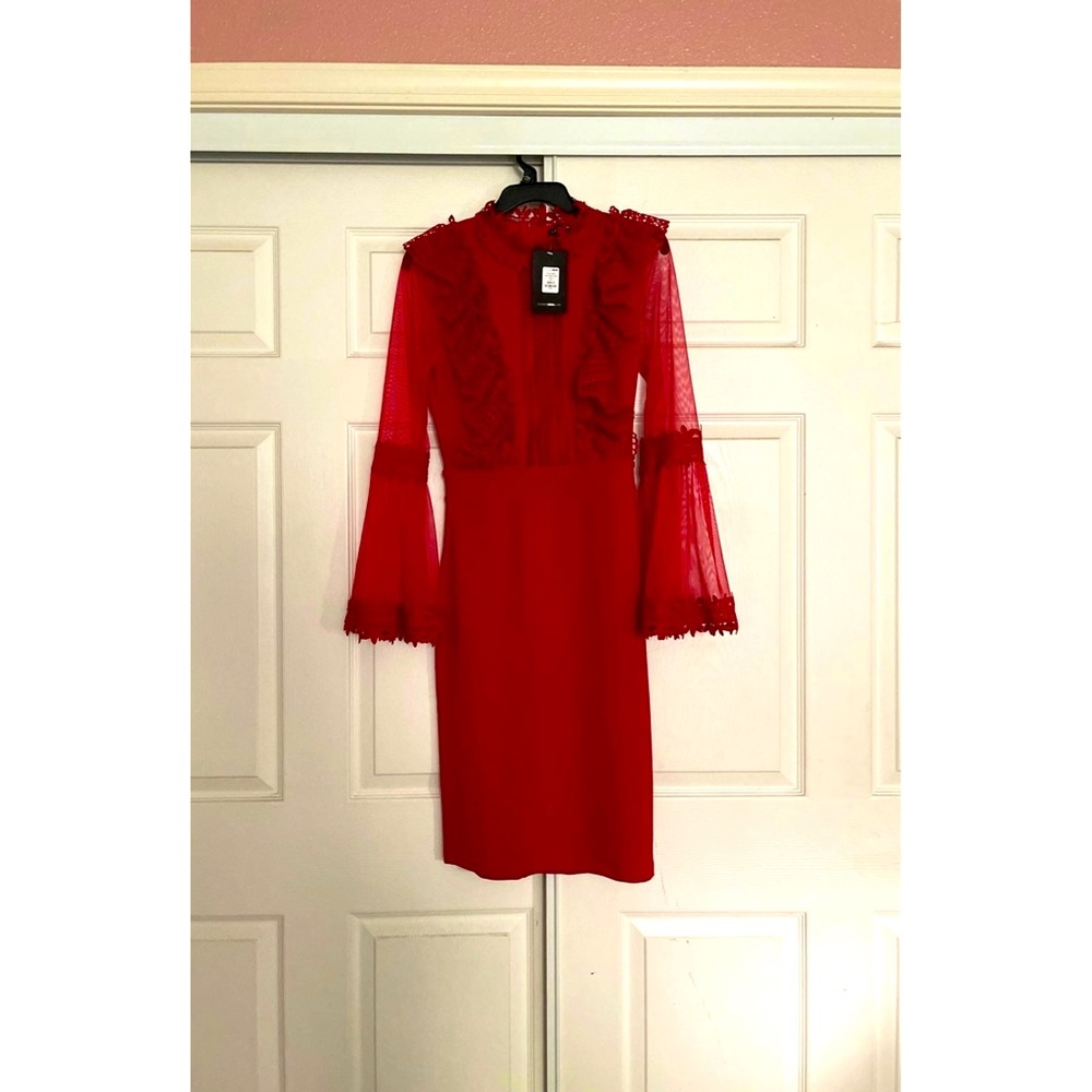 Fashion Nova “The Classy Type” Midi Dress. Size S.